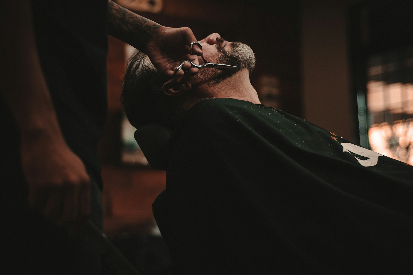 Beard trim and classic shave service